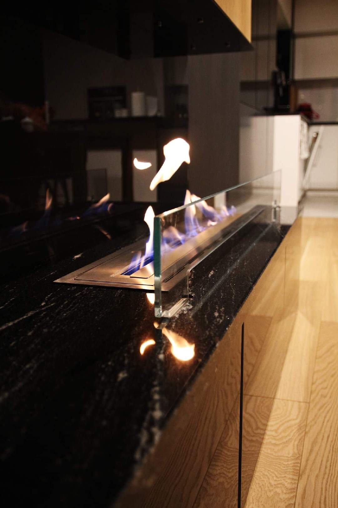 Biopalenisko w blacie meblowym TV 